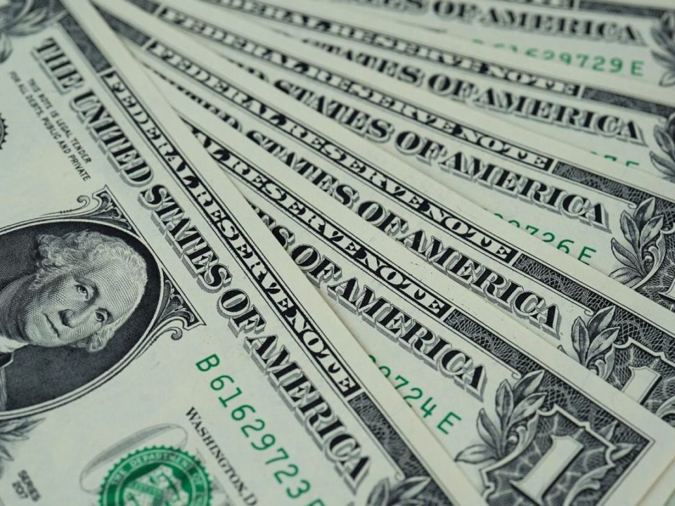 dolar-y-bajante-de-rios-presionan-sobre-los-precios-de-productos-importados
