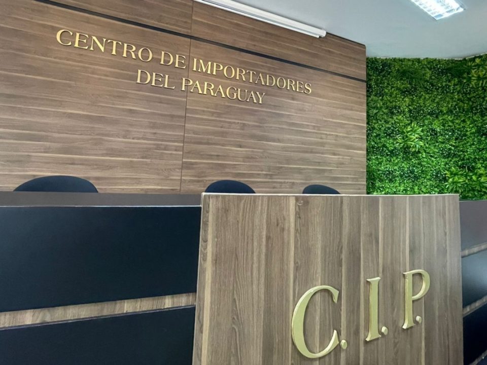 gremios-cuestionan-medida-de-la-corte-para-importar-alimentos-y-bebidas-sin-registro-sanitario