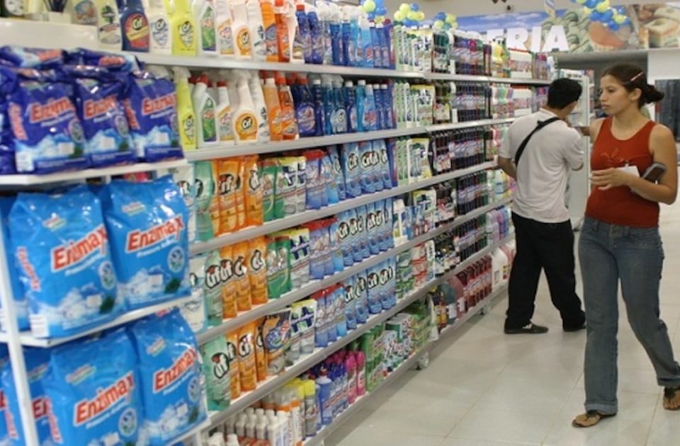 la-nacion-/-mas-ingreso-de-productos-argentinos-legales-no-competira-con-industria-local