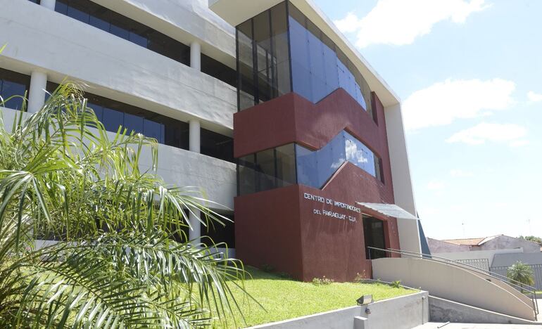 cip-completa-79-anos-de-representacion-del-rubro-–-79°-aniversario-centro-de-importadores-del-paraguay-–-abc-color