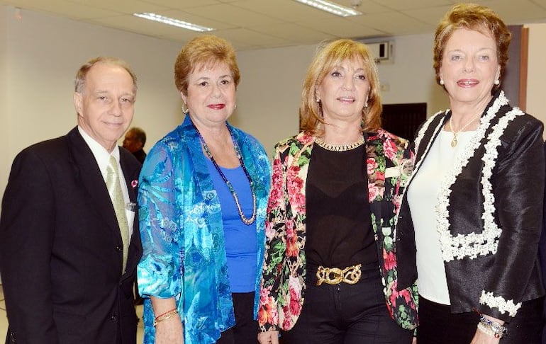 homenaje-a-max-haber-por-sus-15-anos-en-el-cip-–-sociales-–-abc-color