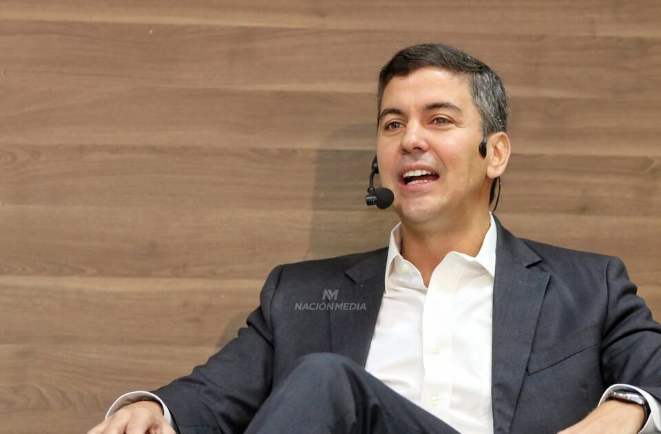 la-nacion-/-“paraguay-es-un-diamante-en-bruto-que-tenemos-que-pulir”,-destaco-pena-ante-gremio-de-importadores